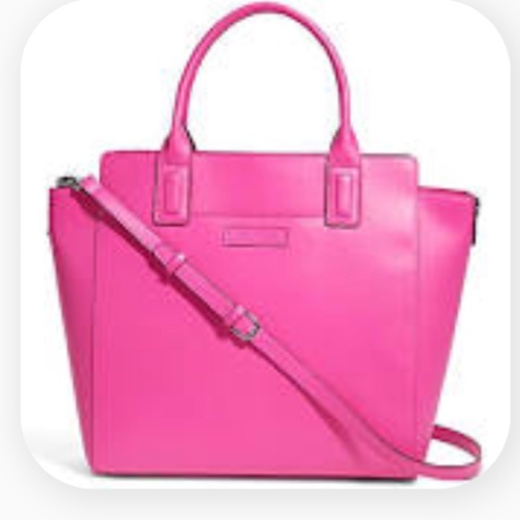 Vera Bradley Handbags - Vera Bradley large pink tote!!!  Like new.